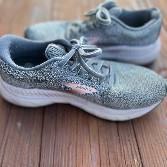 Brooks Shoes - Brooks Running Sneakers